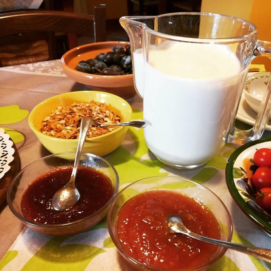Medea Agriturismo Lis Rosis מראה חיצוני תמונה