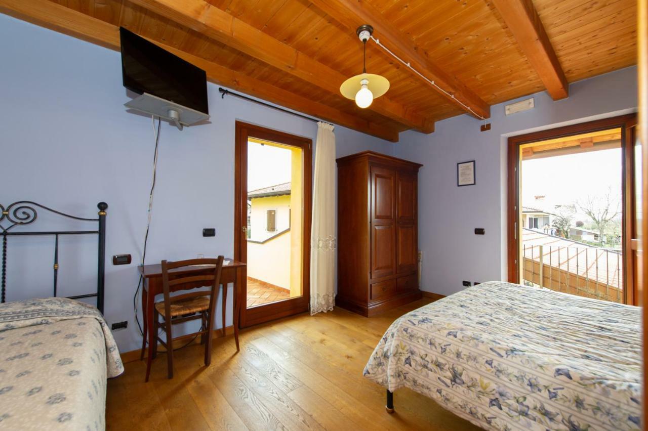 Medea Agriturismo Lis Rosis מראה חיצוני תמונה